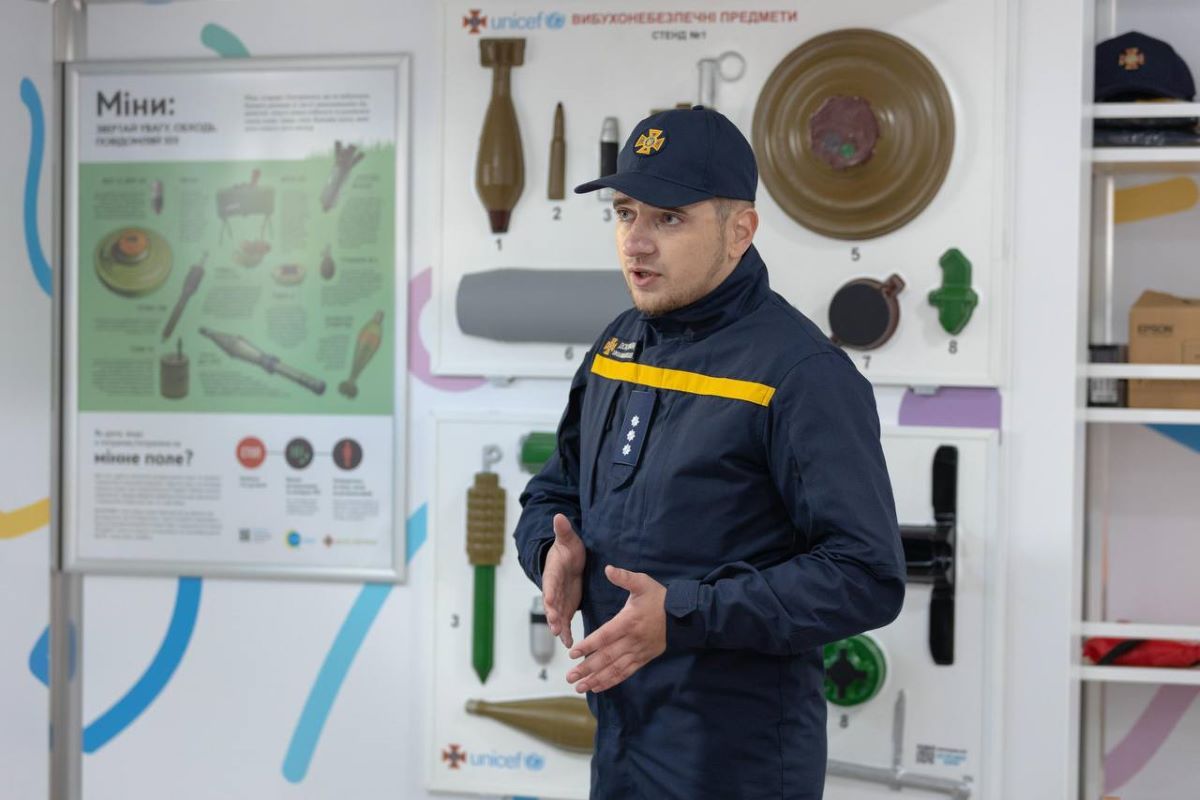 В Україні почали їздити мобільні класи безпеки для дітей: як вони виглядають та що в них є